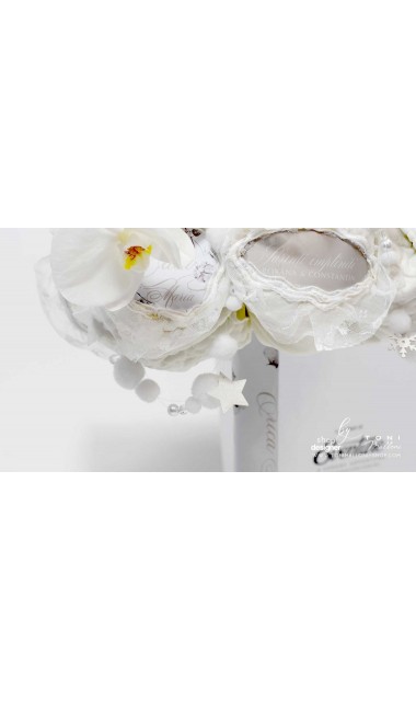 Lumanare de botez alba personalizata cu orhidee phaleonopsis dantela si flori de bumbac 11